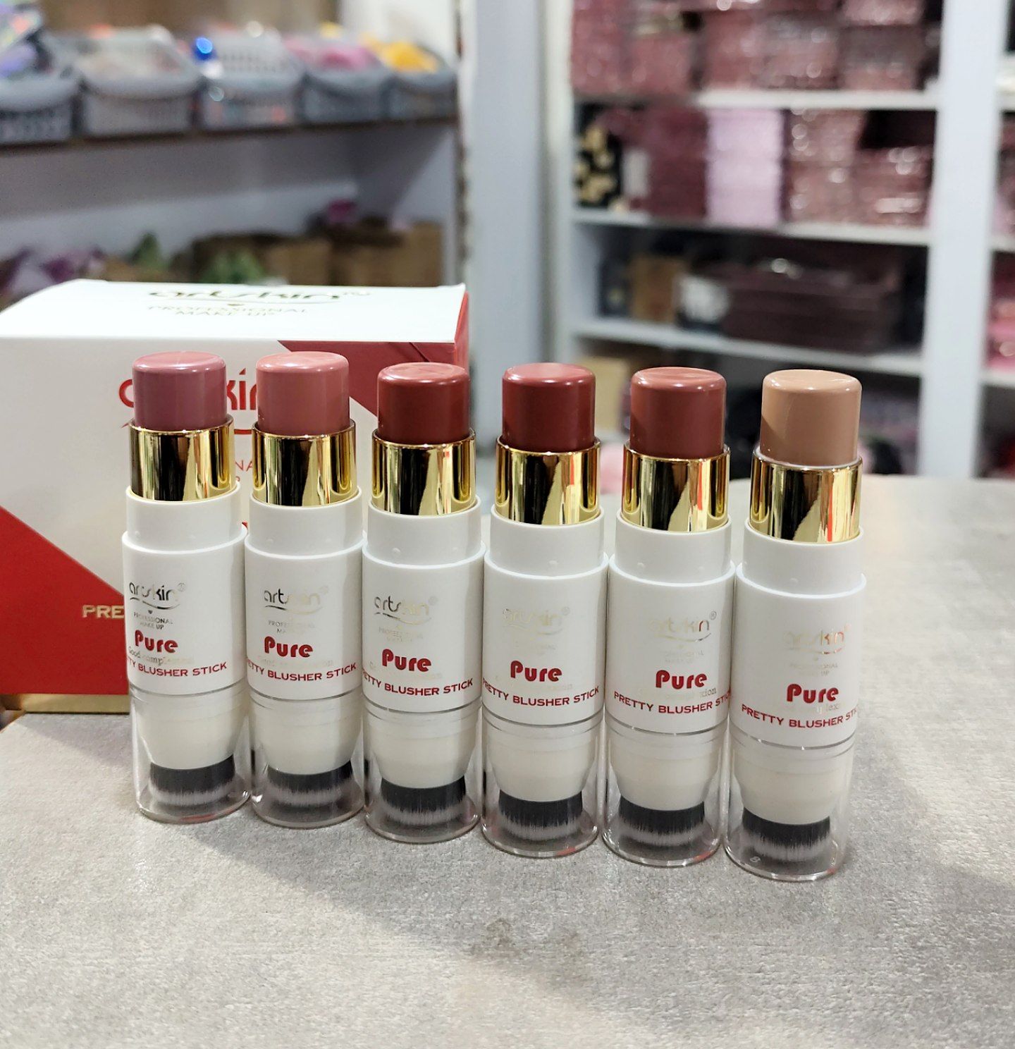 رژگونه پد دار استیکی آرتسکین