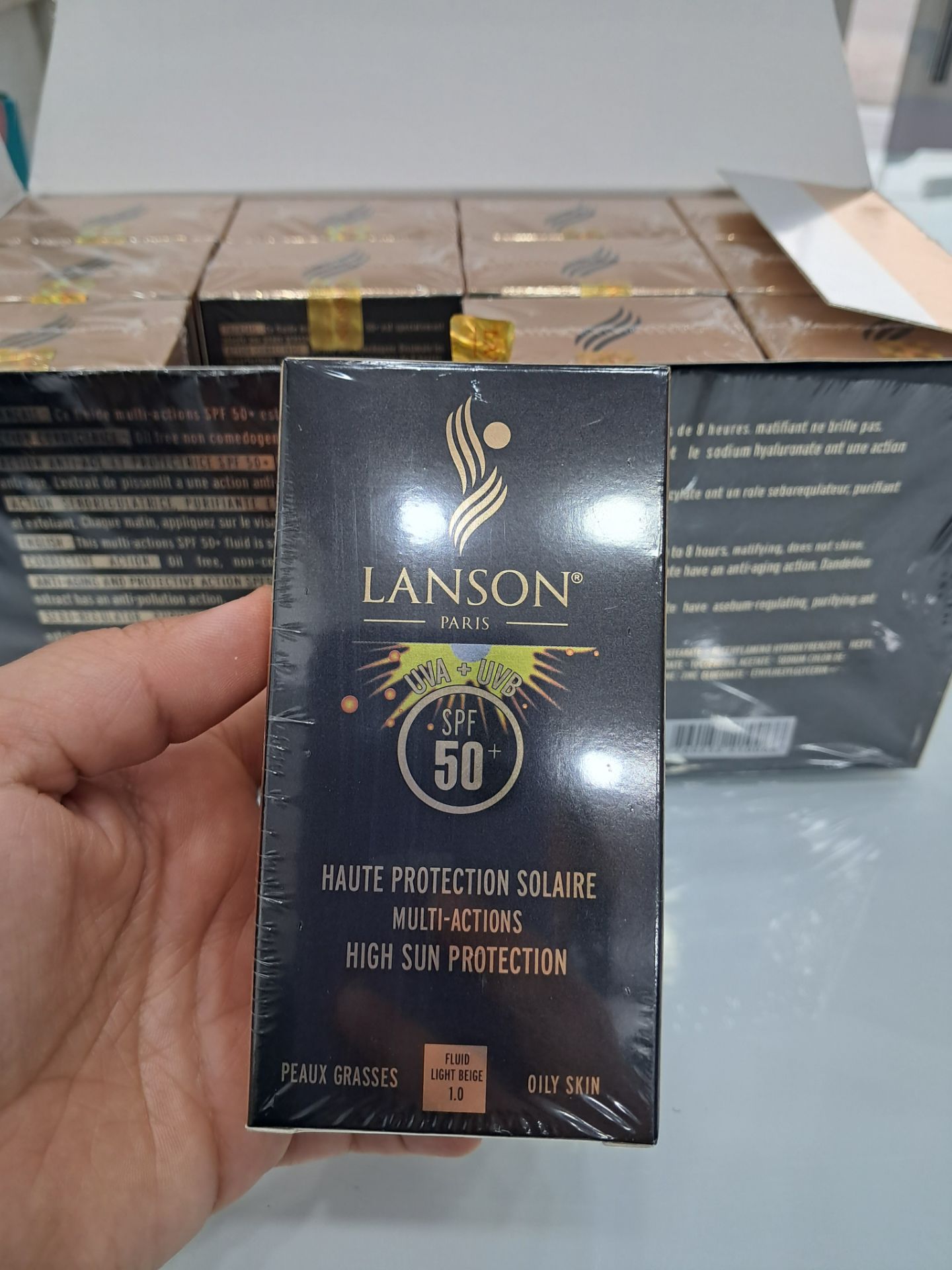 ضد آفتاب لانسون رنگی شما ۱ و ۱/۵